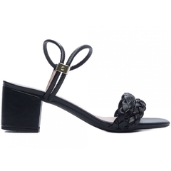Elegância e Conforto - Sandália Feminina Salto 5,5cm Robusto em Preto - comprar online