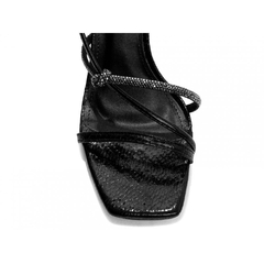 Sandália Salto Grosso 7,5 cm - Strass Prata e Cordão Preto - Coleção Inovadora