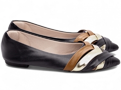 Sapatilha Mocassim Feminino Bico Fino - Elegância Clássica com Toque Moderno - loja online