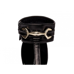 Sandália Feminina Salto 9,5cm Preto - Elegância e Sofisticação em Cada Passo