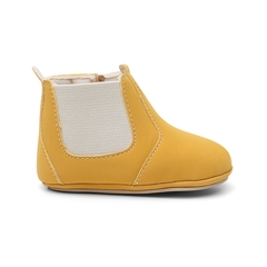 Botinha Sapatinho Para Bebê Amarela: Botinha Amarela - Estilo e Conforto para Pequenos Exploradores