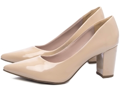 Scarpin Tradicional Verniz Bistrô - Salto Bloco Grosso 8,5 cm - Elegância e Conforto na internet