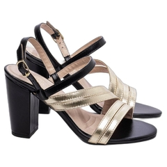 Imagem do Sandália Salto 8,5cm - Elegância Noturna em Preto & Dourado