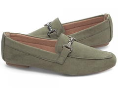 Imagem do Sofisticação Natural com Conforto Contínuo – Mocassim Feminino Bico Alongado Verde com Bridão Grafite