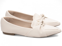 Sapatilha Mocassim Feminino Bico Fino - Elegância em Napa Off White - loja online
