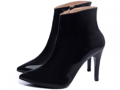 Bota Feminina Bico Fino Cano Médio - Elegância e Altura com Salto Fino de 10cm em Verniz Preto na internet