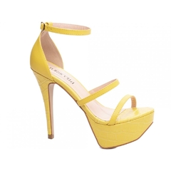 Sandália Meia Pata Feminina - Napa e Croco Amarelo com Salto de 13cm na internet