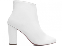 Bota Feminina Bico Arredondado Salto 8,5cm - Conforto e Estilo em Napa Branco - loja online