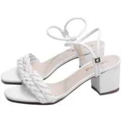 Elegância e Conforto - Sandália Feminina Salto 5,5cm Robusto em Branco - loja online