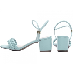 Elegância e Conforto em Cada Passo - Sandália Feminina Salto Robusto 5,5cm em Azul - Calcadospravc | Loja de Calçados