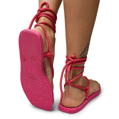 Sandália Rasteira Feminina de Amarrar Rosa - Calcadospravc | Loja de Calçados