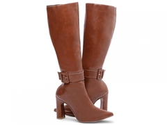 Imagem do Bota Bico Fino Cano Longo Caramelo – Versatilidade e Elegância com Salto de 9 cm