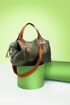 Bolsa Feminina Grande Milão Verde Militar - Calcadospravc | Loja de Calçados