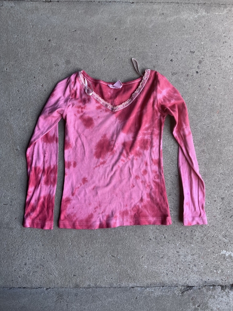 Remera H&M Batik Rojo