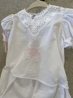 Banho de Sol com Renda e Bordado Rosa - RN a 03 meses - comprar online