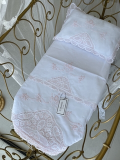 Conjunto para Berço Renda Rosa na internet