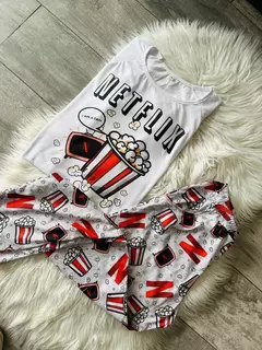 PIJAMA LARGO NETFLIX