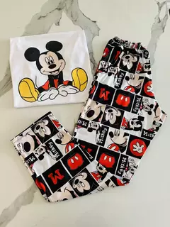 PIJAMA LARGO MICKEY 3 en internet