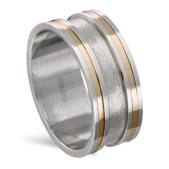 ALIANÇA PRATA 925 QUADRADA C/2 FILETE DOURADO CENTRO FOSCO - 8MM - 2410