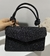 Cartera Brillo negra - comprar online