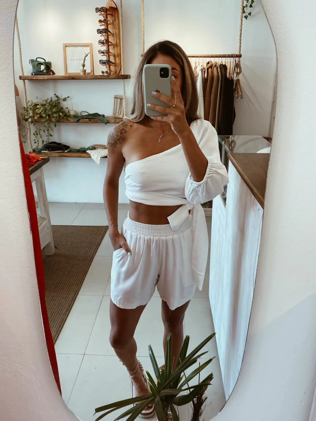 CROPPED OMBRO SÓ PAULA BRANCO