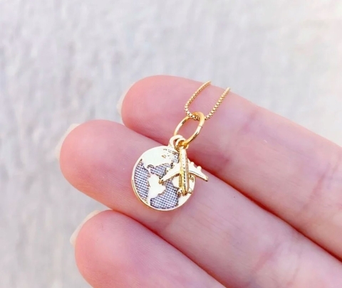 Colar avião Banhado à Ouro 18k