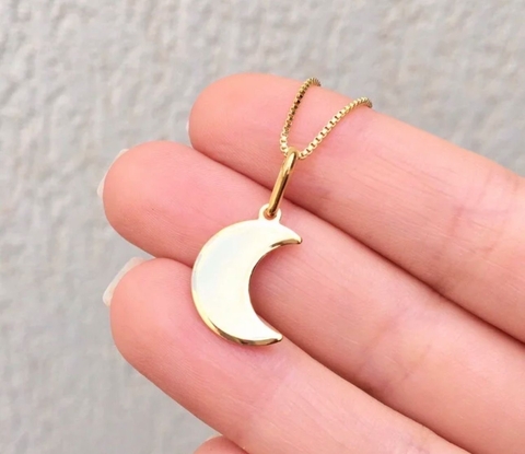 Colar Lua banhado a ouro 18k
