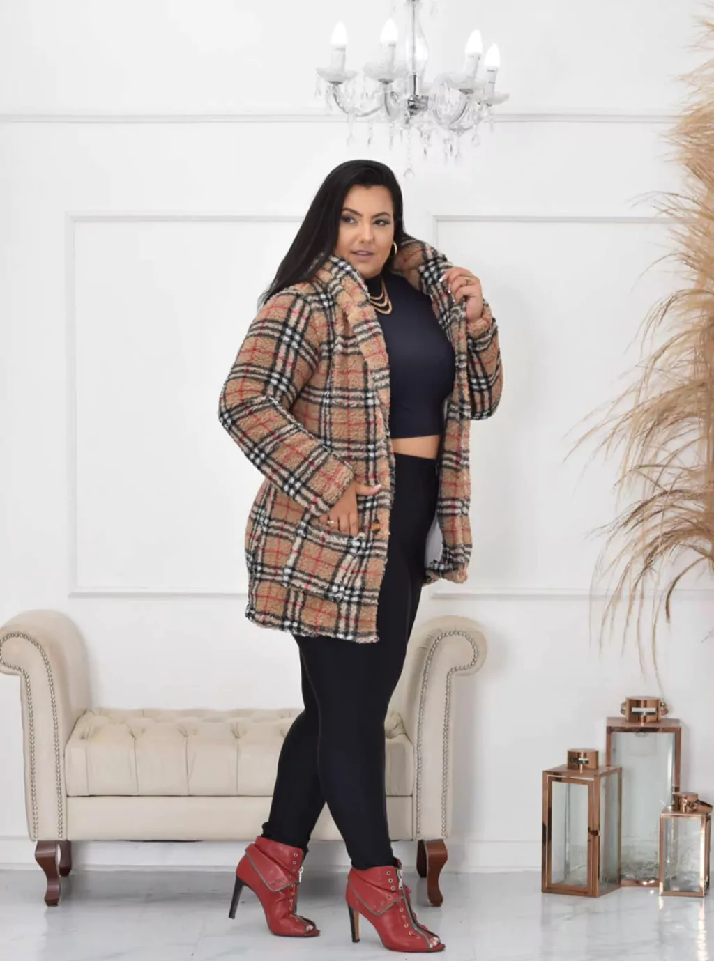 Casaco Teddy Xadres escuro Plus Size Max Forrado Capuz Bolsos Com Forro Interno Sobretudo Feminino Frio