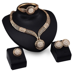 Conjunto Feminino Colar + Pulseira E Brincos Strass Ocos Festa De Casamento Banquete
