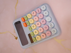 Calculadora con carga solar - Superlector Papelería