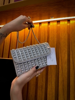 bolsa Charlotte prata na internet