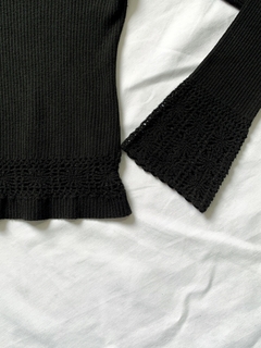 blusa tricot renda / M na internet