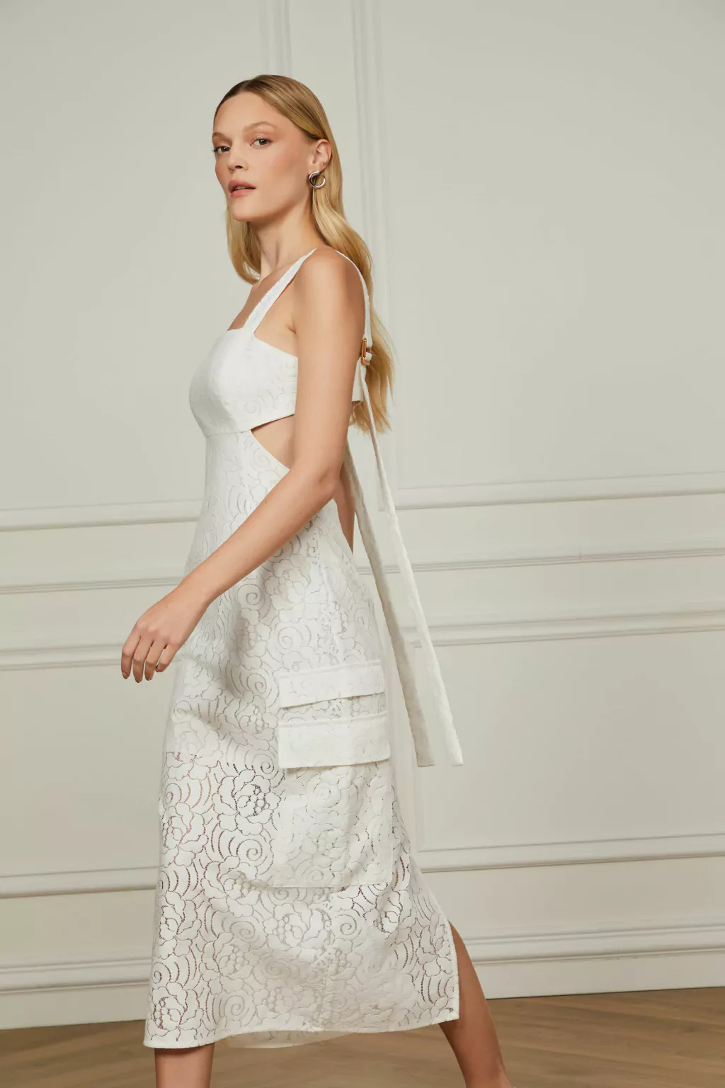 Vestido Renda Midi Recortes ANIMALE (40)