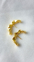 Ear Hook martelado na internet