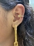 Piercing fake flecha na internet