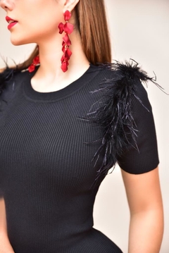 Vestido plumas