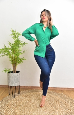 Blusa tipo seda - tienda en línea