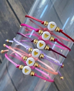 kit pulseiras corações dourado