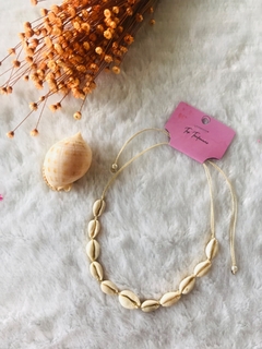 Choker búzios