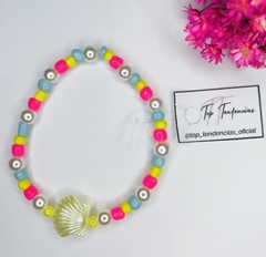 pulseira colorida concha