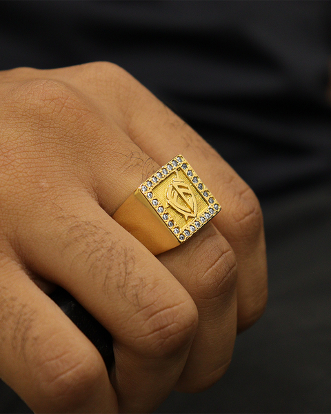 DEDEIRA: ESCUDO DA FÉ COM BORDA CRAVEJADA