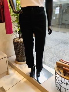 Calça Sarja New Relax Preta - Fino Look