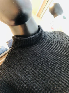 Blusa Malha Camelia na internet
