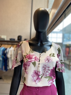 Blusa Floral Botões - Fino Look
