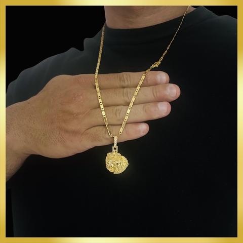 Pingente leão banhado a ouro