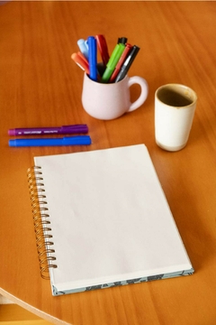 Caderno Universitário Jardim de Dentro na internet
