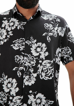 CAMISA MANGA CURTA REGULAR VISCOSE DARK ROSE PRETO/BRANCO - L.O.N.S