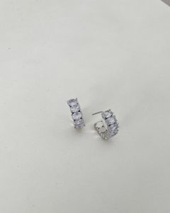 Argola cravejada zircônias - comprar online