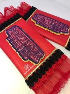 Porta kitkat do tema Stranger things - comprar online