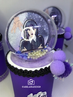 Cofre do tema Wandinha - comprar online